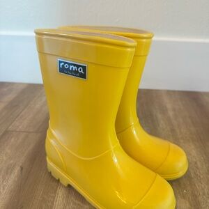Roma Yellow Boots